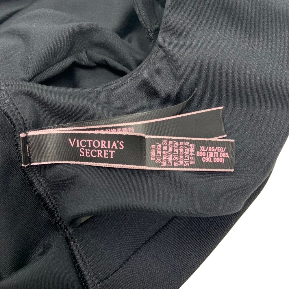 Victoria’s Secret Womens V Neck Sports Bra Size XL Black Back Cutout Activewear - Picture 5 of 8